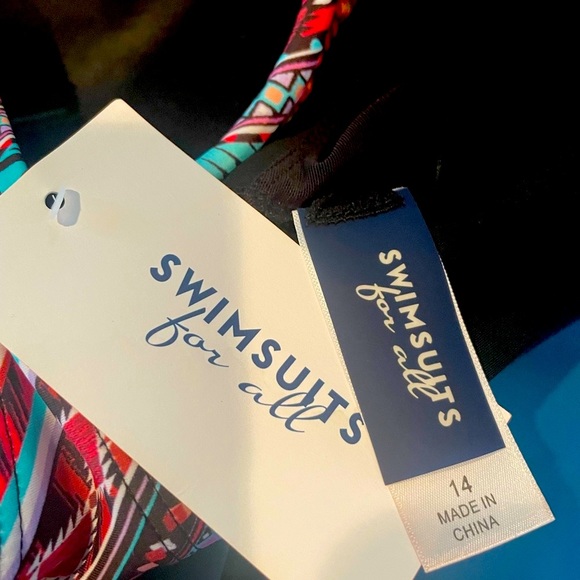 Bathing Suit Set - Picture 2 of 6